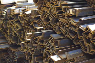 新車(chē)汽車(chē)配件中的金屬制品 品質(zhì)、功能與未來(lái)趨勢(shì)